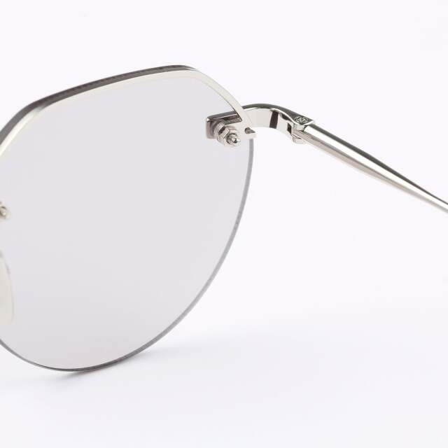 OWN 「#10 SILVER TITANIUM/CLEAR GRAY」 メタルグラッシーズ