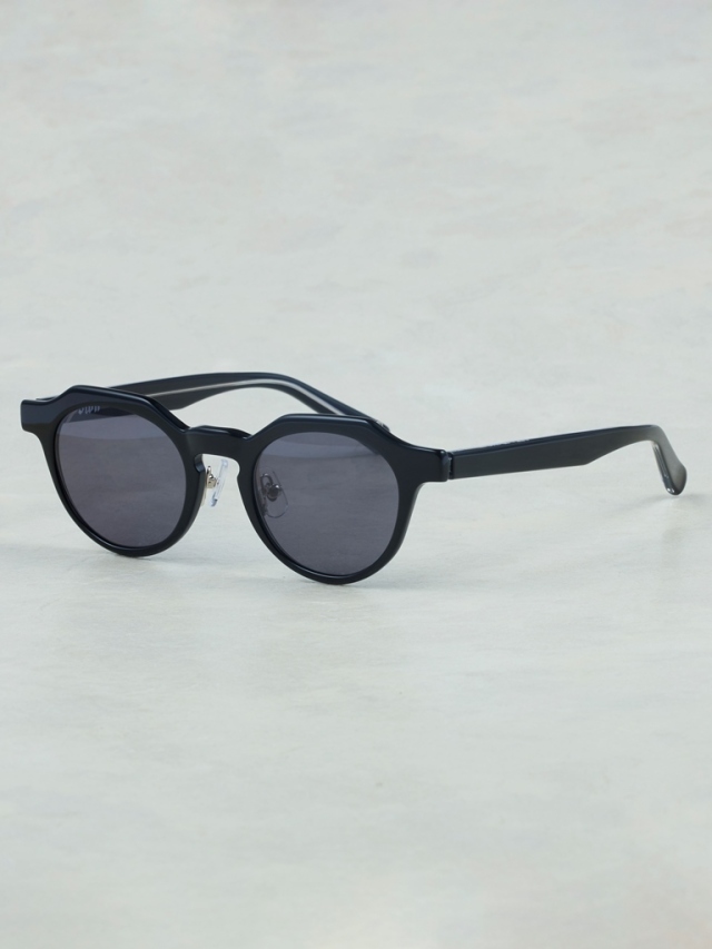 OWN　　「#03 FLIP-UP BLACK/GRAY」　　ボストンタイプ フリップアップグラッシーズ