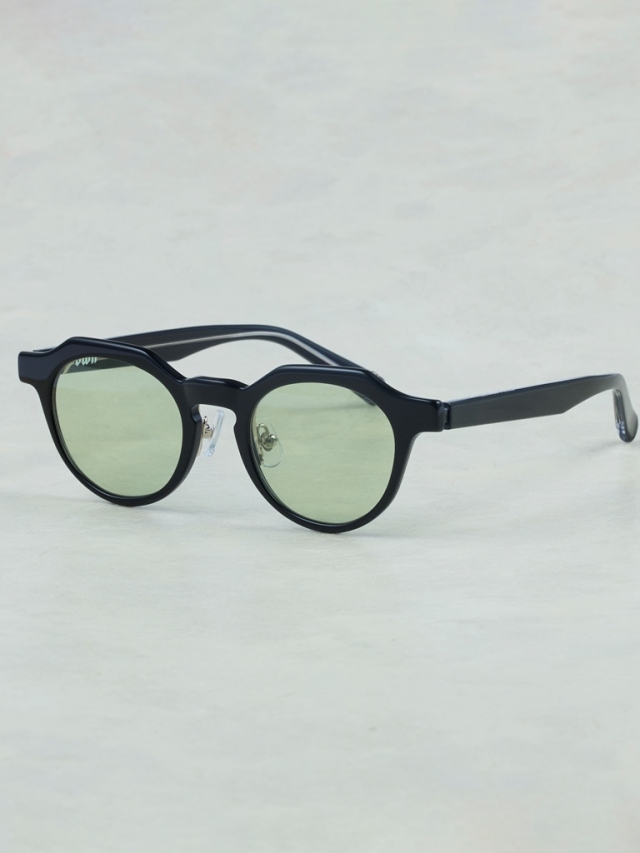OWN　　「#03 FLIP-UP BLACK/ SMOKEY GREEN」　　ボストンタイプ フリップアップグラッシーズ