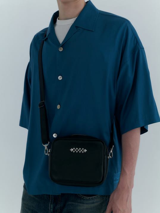 CALEE 「STUDS LEATHER SHOULDER BAG ＜BOX TYPE＞」 レザー