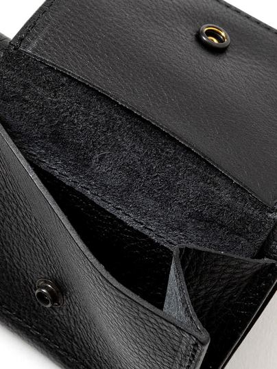 CALEE 「PLANE LEATHER MULTI WALLET ＜STUDS CHARM＞」 レザー