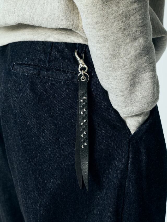 CALEE 「ROUND & PYRAMID STUDS LEATHER SHORT KEY RING」 スタッズ