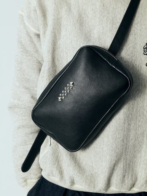 CALEE 「STUDS LEATHER BODY BAG」 レザーボディバッグ