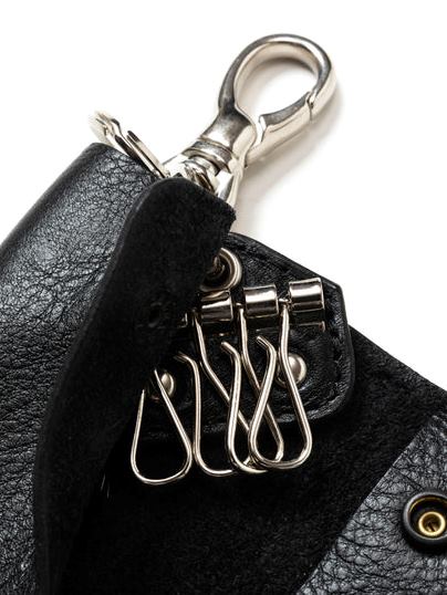 CALEE 「STUDS LEATHER KEY CASE」 スタッズレザーキーケース