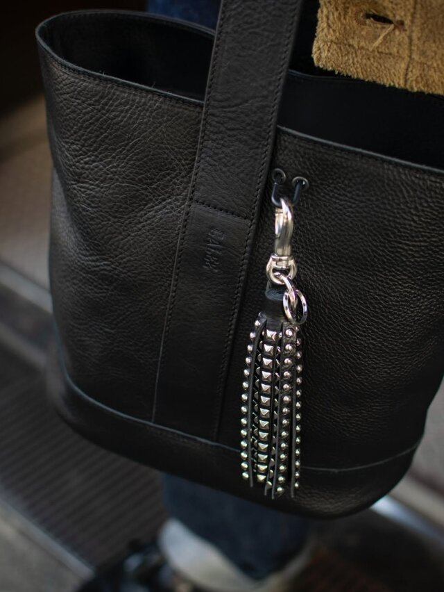 CALEE 「STUDS LEATHER TASSEL KEY RING」 スタッズレザーキーリング