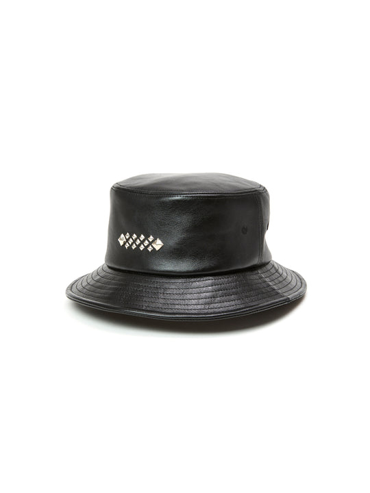 牛革レザー　スタッズ装飾　バケットハット 牛革レザー スタッズ装飾 バケットハット