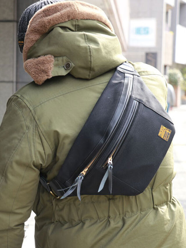 TROPHY CLOTHING 「Day Trip Bag」 ショルダーバッグ MASH UP