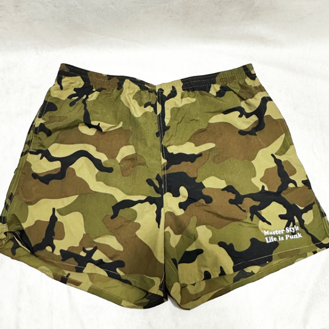 Logo nylon half pants camouflage