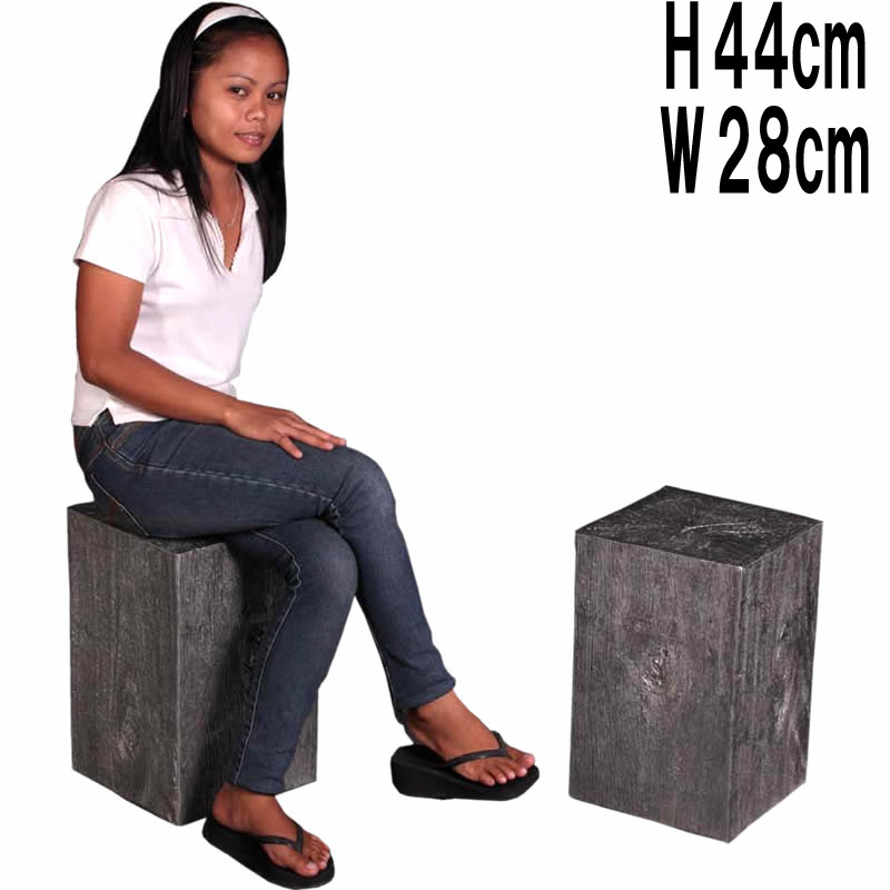 木材風チェア / Old Lumber Stool  FRPアートオブジェ 【商品番号：m-fr100030】