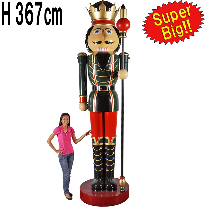 巨大なくるみ割り人形の王様（左手に杖） Nutcracker 12ft with Scepter in Left Hand  FRPアートオブジェ 【商品番号：m-fr130090】
