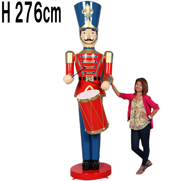 ドラムを叩くおもちゃの兵隊275cm Toy Soldier with Drum 9ft. FRPアートオブジェ【商品番号：m-fr140110】