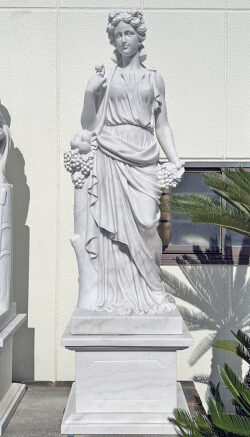 ジブリパーク限定ハウルの動く城特大ヒンぬいぐるみss5769 大理石 花台