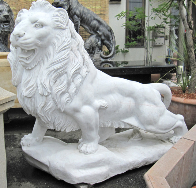 大理石　ライオン