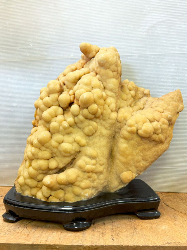 最終値下げ　希少　特大　鍾乳石　水石　　飾り石　レア物　入手困難　お買い得 最終値下げ 希少 特大 鍾乳石 水石 飾り石 レア物 入手困難 お買い得