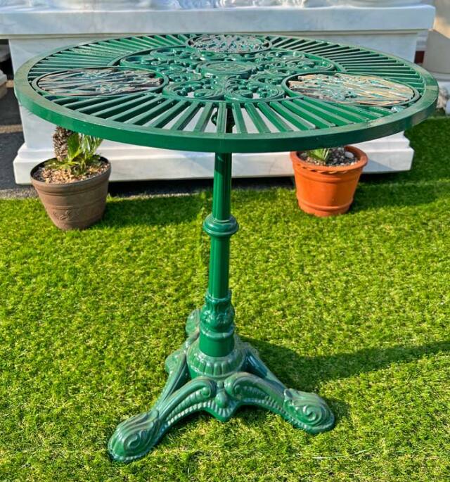 イタリア製デザイナーズファニチャー ナルシス テーブル 高さ68cm 直径60cm【展示品特別セール】