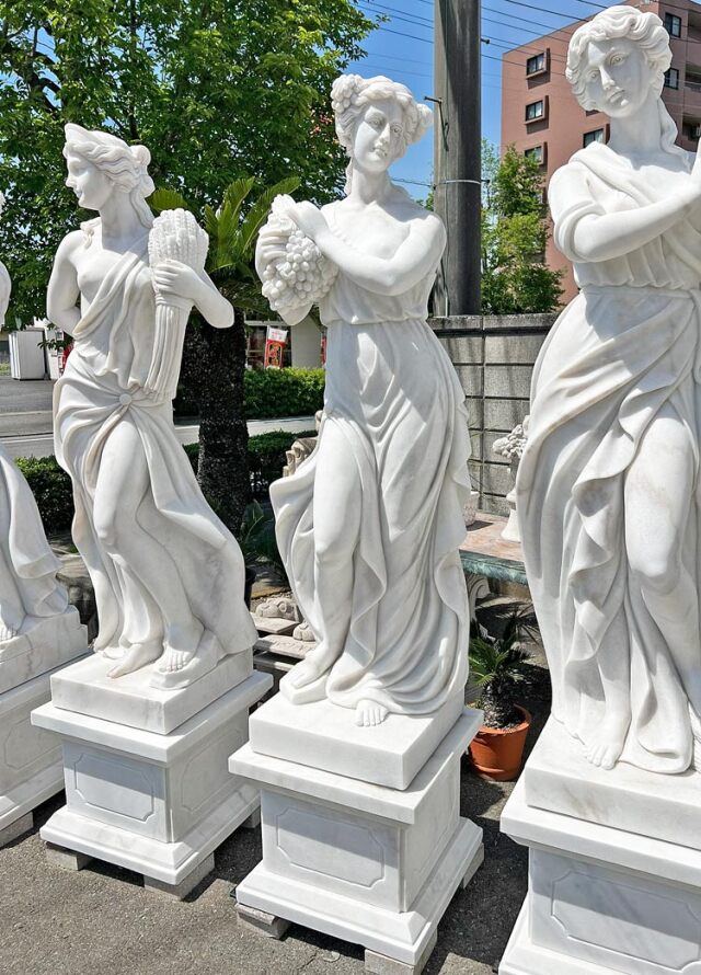 天然大理石彫刻 葡萄を抱えるヴィーナス（夏）｜女性像・ヴィーナス像