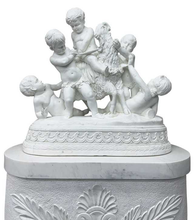 天然大理石彫刻 羊と遊ぶ子供 【商品番号：m-hat100-2405】