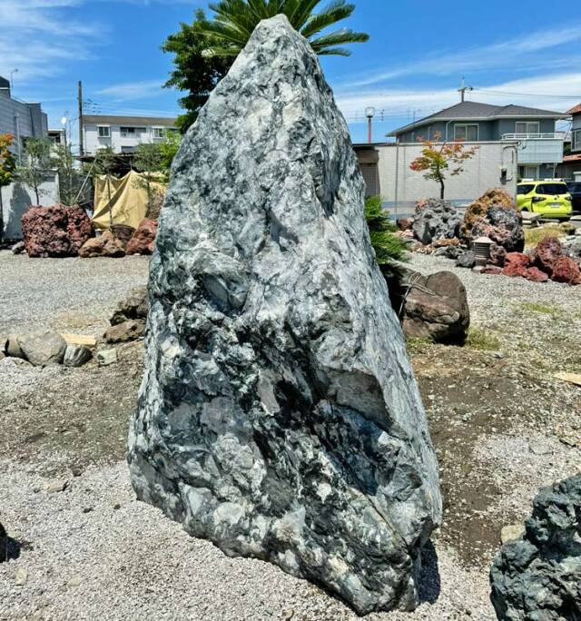 庭石