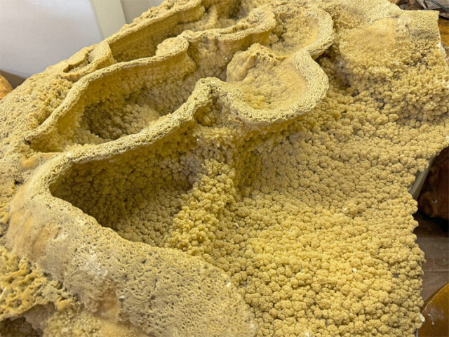 大自然が作り出した唯一無二の神秘な石 鍾乳石 【49】 stalactite