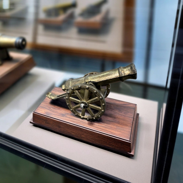 イタリア製 大砲 オブジェ 40101 W11cm 【展示品特別セール】