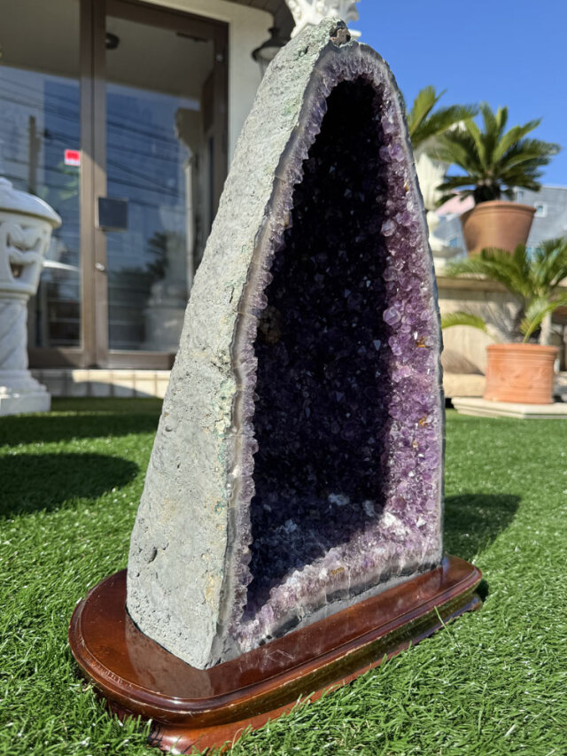 アメシスト（アメジスト） ドーム 天然紫水晶 Amethyst クラスター 約
