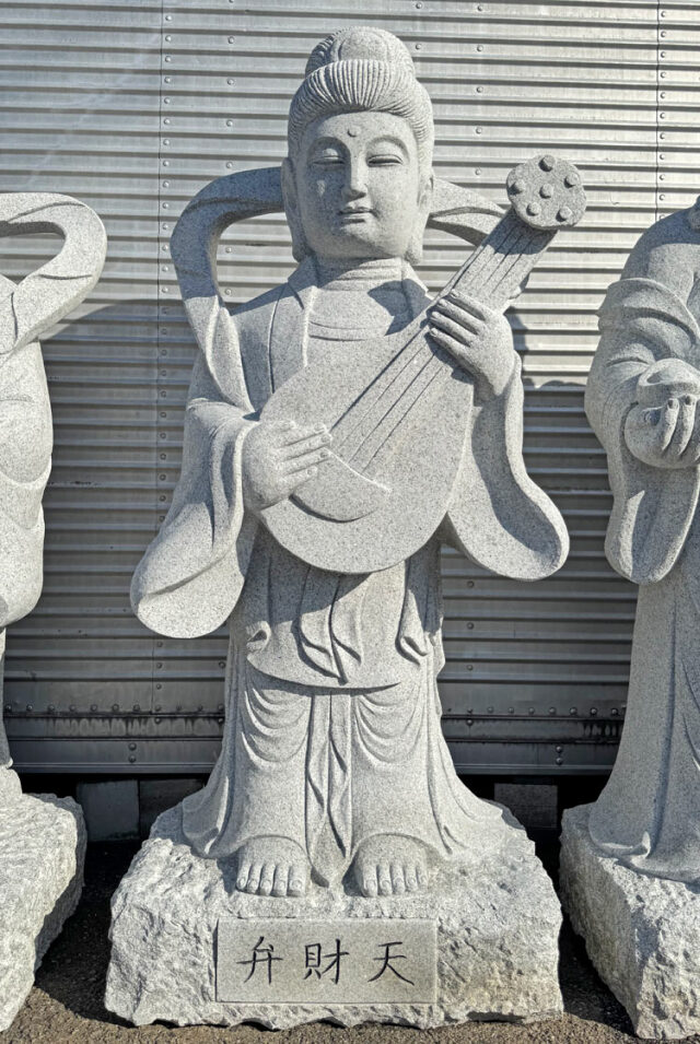 御影石 七福神