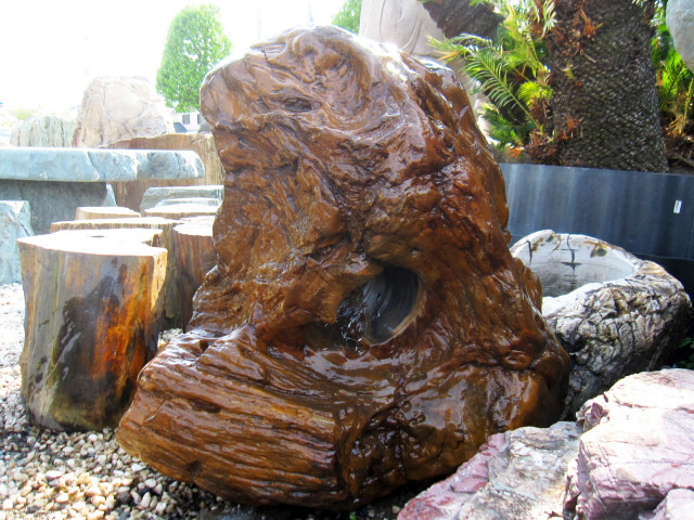 天然木化石 丸太状原石 庭石 観賞石 オブジェ 80cm級 つくばい 木化石 珪化木 手水鉢 水鉢 大きい 庭石 天然石 溜まり石 木