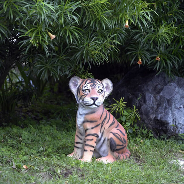 タイガー トラ オブジェ