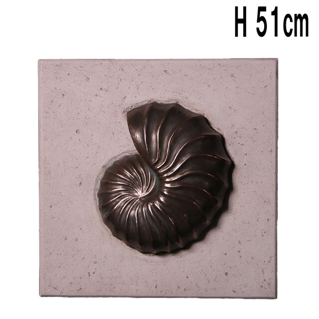 壁掛けアート・アンモナイト・ブロンズ仕上げ / Nautilus Wall Plaque  FRPアートオブジェ 【商品番号：m-fr150118】