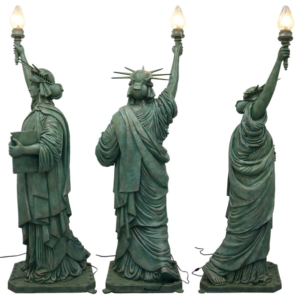自由の女神　statue of liberty