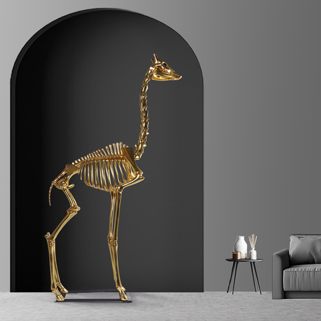 レア！ キリン ★ 大腿骨（femur leg bone） キリンの骨格ゴールド Giraffe Skeleton 8ft. FRPアートオブジェ【商品
