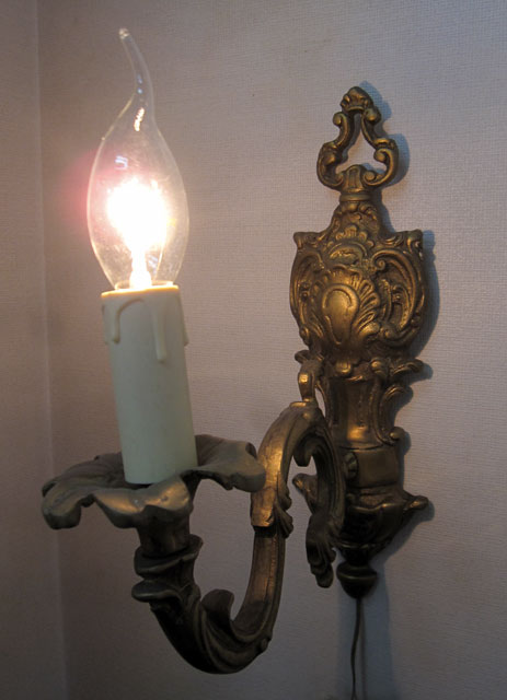 ウォールランプ