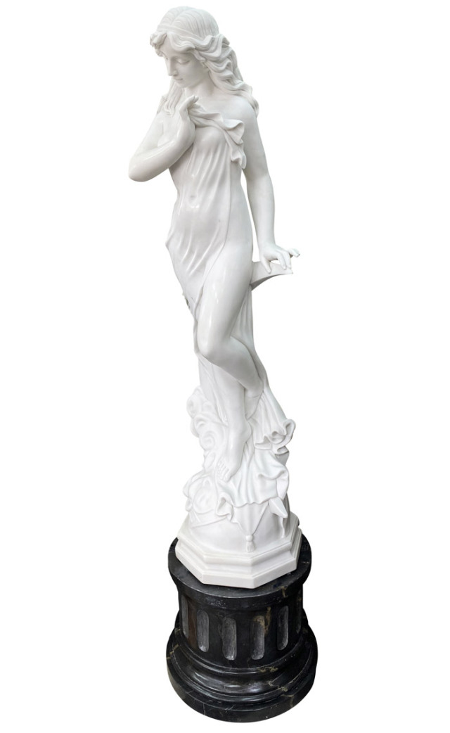 天然大理石彫刻（石像） 月の女神（ヴィーナス像）の販売ページです。