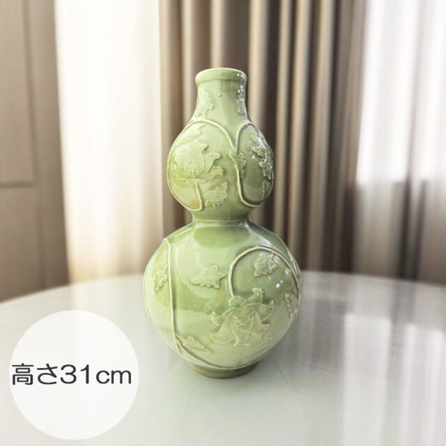 竜泉窯 天竜寺青磁瓢箪型牡丹文瓶 【商品番号m-ke2003】