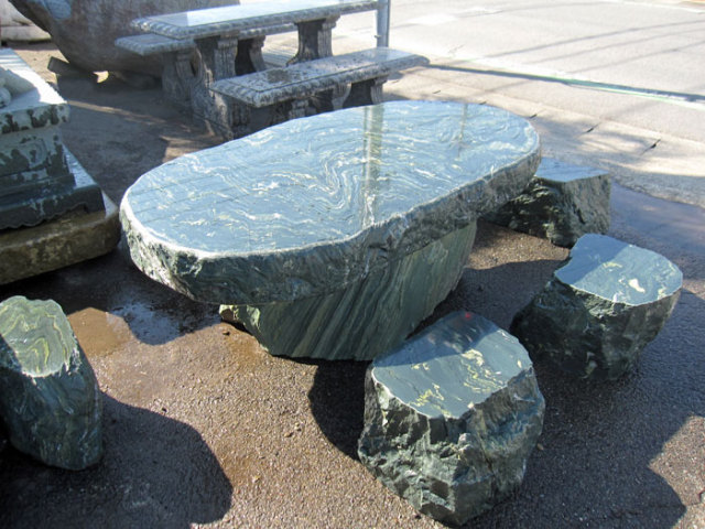 青石テーブル・イス