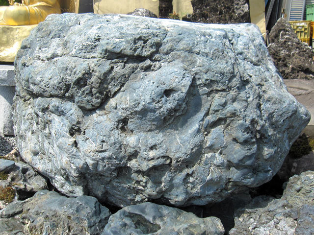 幸太郎石　水石　鑑賞石　自然石 水石、鑑賞石、、北海道幸太郎石 楽天市場】北海道 幸太郎石 庭石 銘石