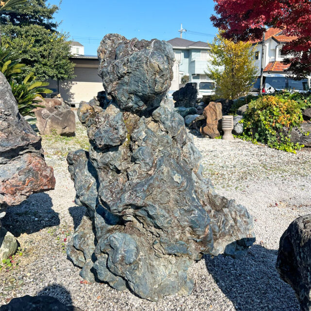 幸太郎石 庭石 銘石 北海道 4.3尺 景石 天然石 幸を呼ぶ石 縁起石 立石