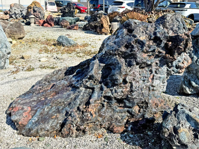 赤幸太郎石 庭石 銘石 北海道 7尺 景石 天然石 幸を呼ぶ石 縁起石 巨石