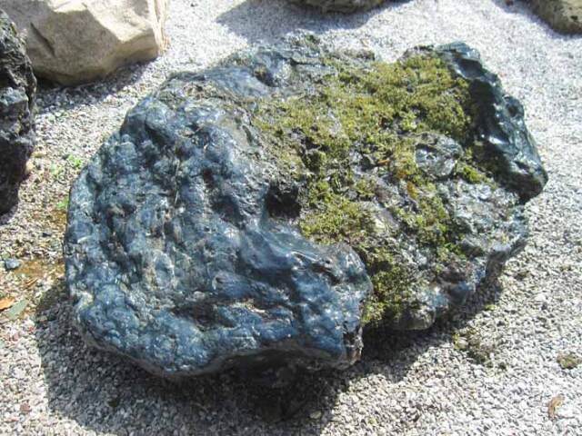 幸太郎石 庭石