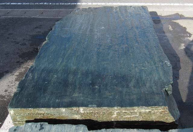 三波石 銘石 沓脱石 350cm 特大 巨大 景石 庭石 天然石 群馬県産 青石