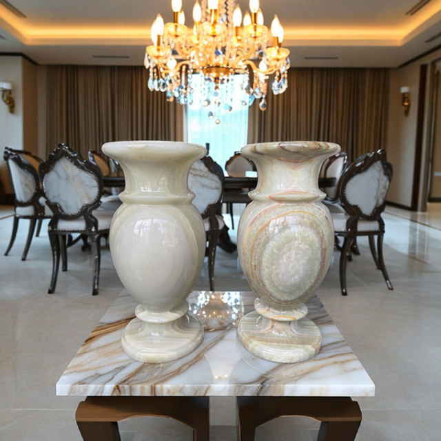 オニックス　花瓶