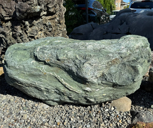三波石 銘石 景石 庭石 天然石 132cm 群馬県産 青石 鑑賞石 坪庭