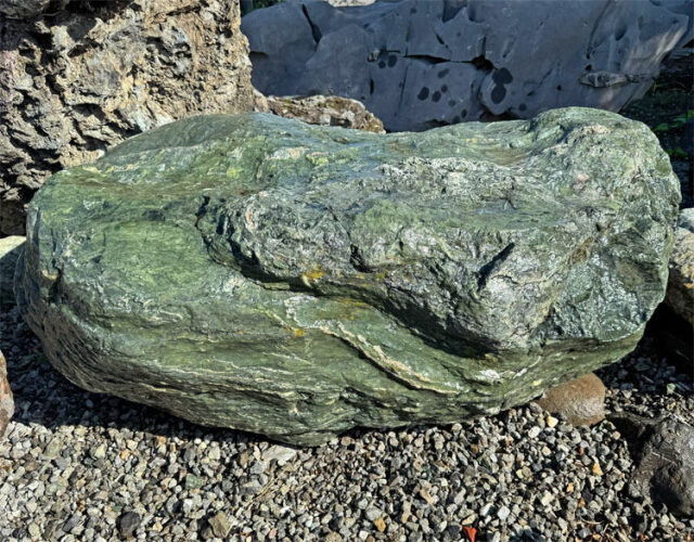 庭石