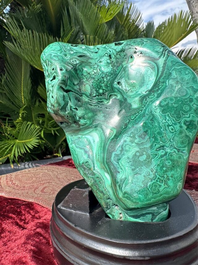 マラカイト 孔雀石 原石 鑑賞石 骨董 石 宝石 洞察力を高める】マラカイト 孔雀石 原石 ポリッシュ 磨き 天然石 東洋