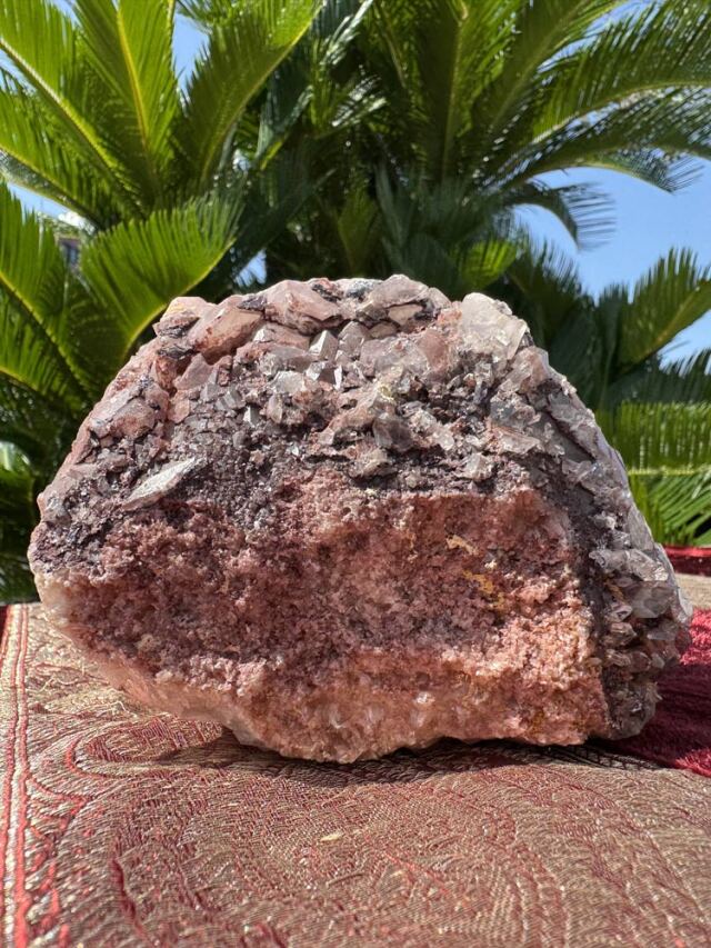 天然赤水晶クラスター 約1.05kg レッドクリスタル 【商品番号：m