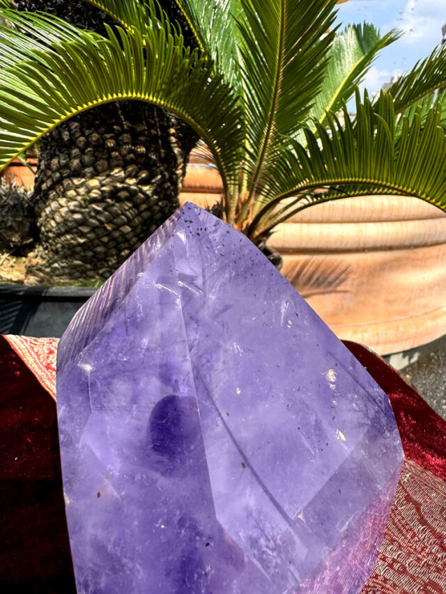天然紫水晶ポイント（一本剣） 約1.35kg アメシスト 【商品番号：m