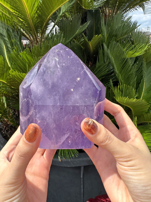 天然紫水晶ポイント（一本剣） 約1.35kg アメシスト 【商品番号：m