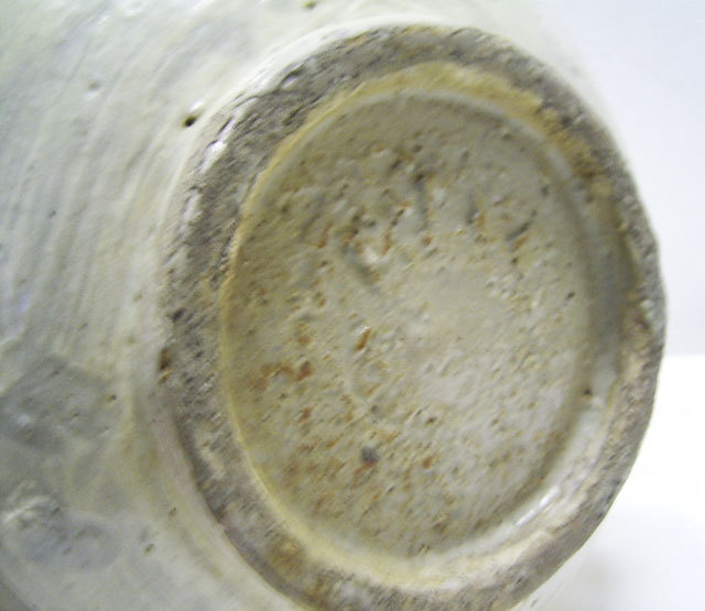 鶏龍山 粉青沙器 鉄絵刷毛目扁壺 高さ約10cm 直径約18cm 韓国 花瓶 李