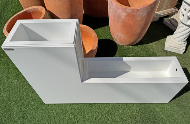 BYSTEEL テトリス L イタリア製 デザイナーズプランター ハイタイプ 117cm幅 パーティション