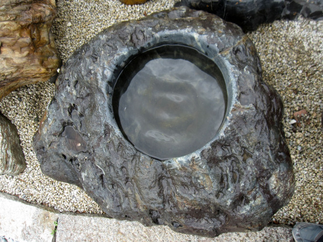 天然石 蹲(つくばい) 064 手水鉢【商品番号：m-ni064】